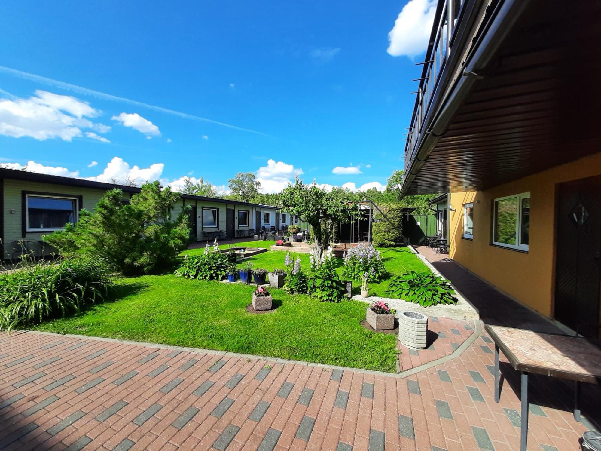 Guesthouse Maenniku Parnu Ngoại thất bức ảnh